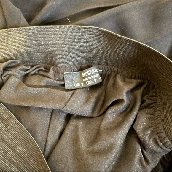 Bershka | women's small Black Maxi Pleated Skirt with elastic waist and lining - Picture 4 of 6